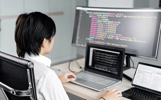 单县 ,php声明和调用变量的符号是什么？